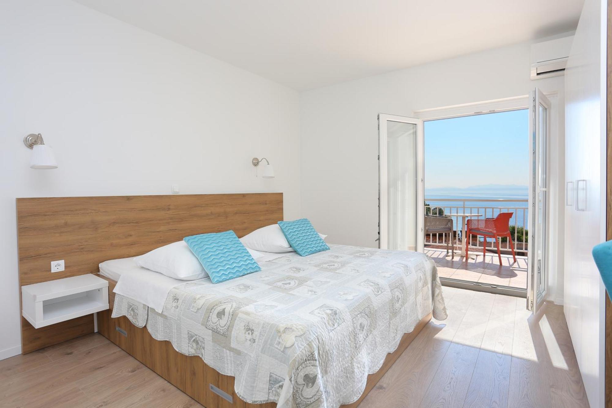 Apartments By The Sea Brela, Makarska - 6688 Szoba fotó